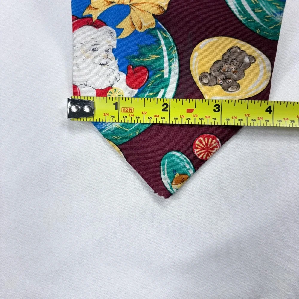Holidays JCPenney Mens Christmas Tie Ornament Santa Holiday Burgundy